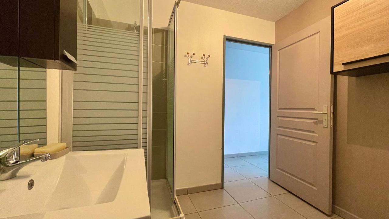 Studio Cosy Tout Equipe - Idealement Situe Saint-Denis Exterior photo