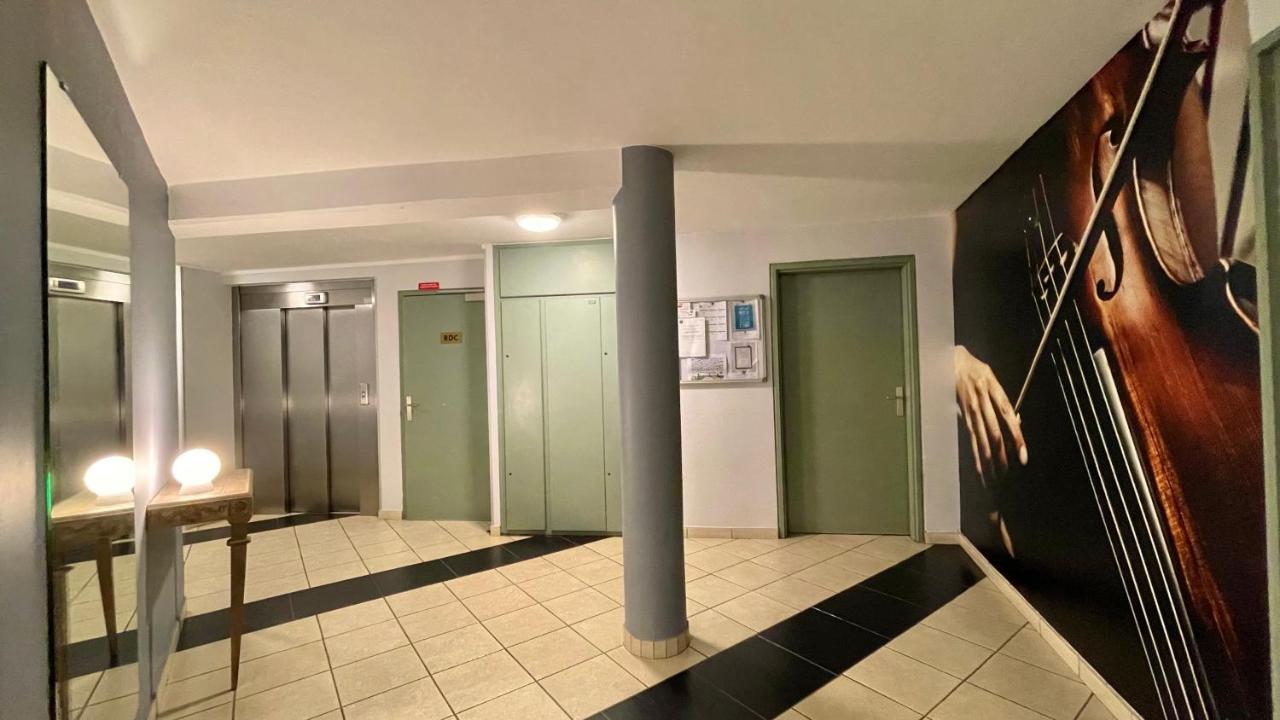 Studio Cosy Tout Equipe - Idealement Situe Saint-Denis Exterior photo